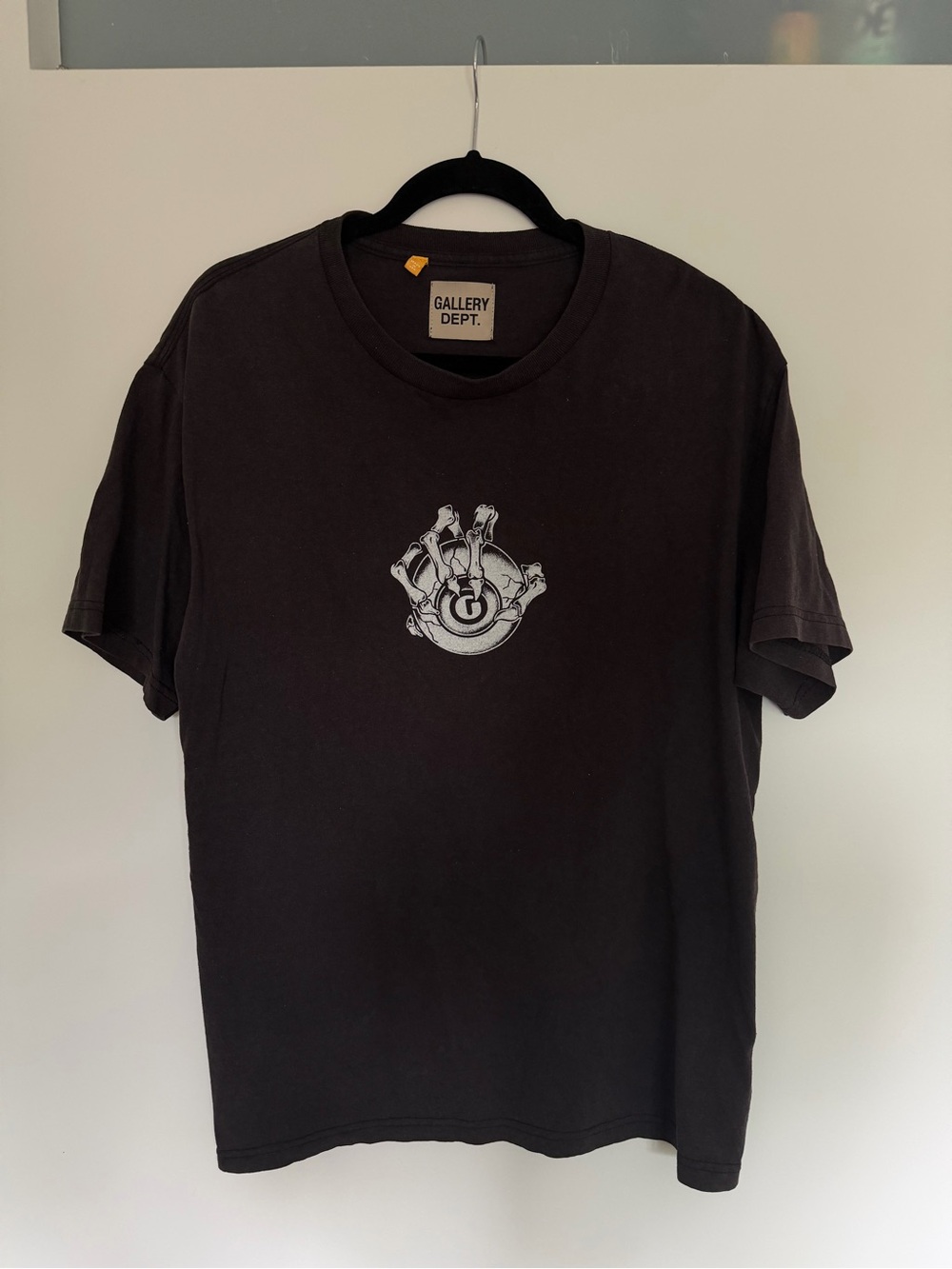 Gallery Dept Black Short Sleeve Graphic Crewneck Tee